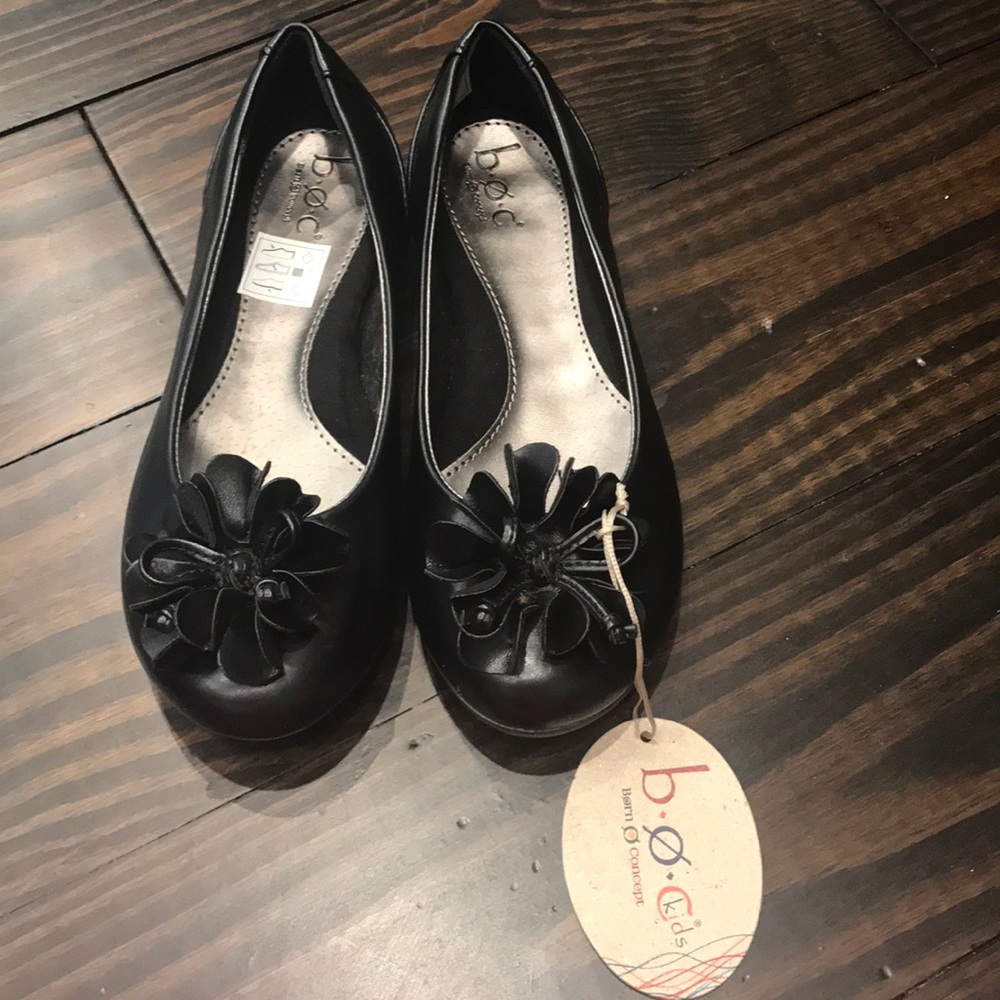 B.O.C. kids dress shoes